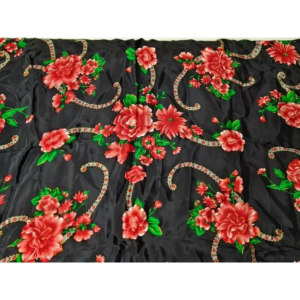READ 1980s Black Rose Floral Silk Scarf Elegant 30